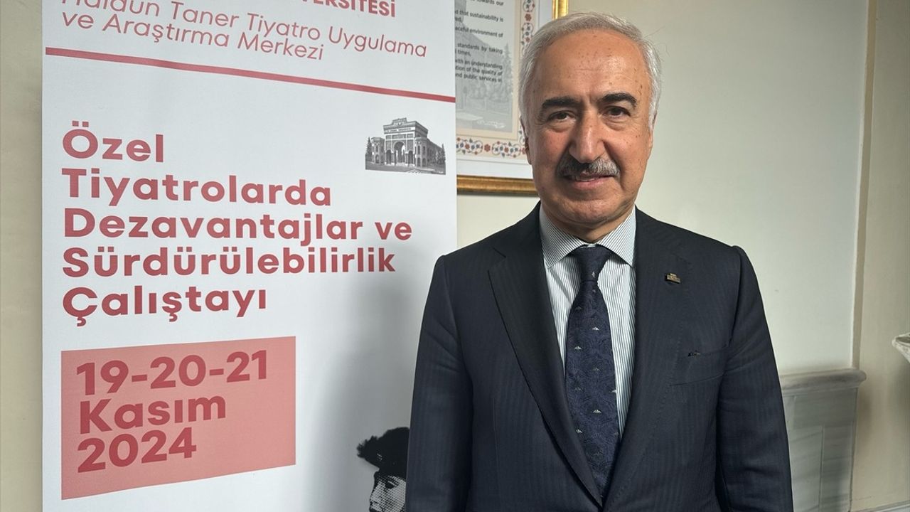 Özel Tiyatrolarda Dezavantajlar ve Sürdürülebilirlik Çalıştayı Başladı