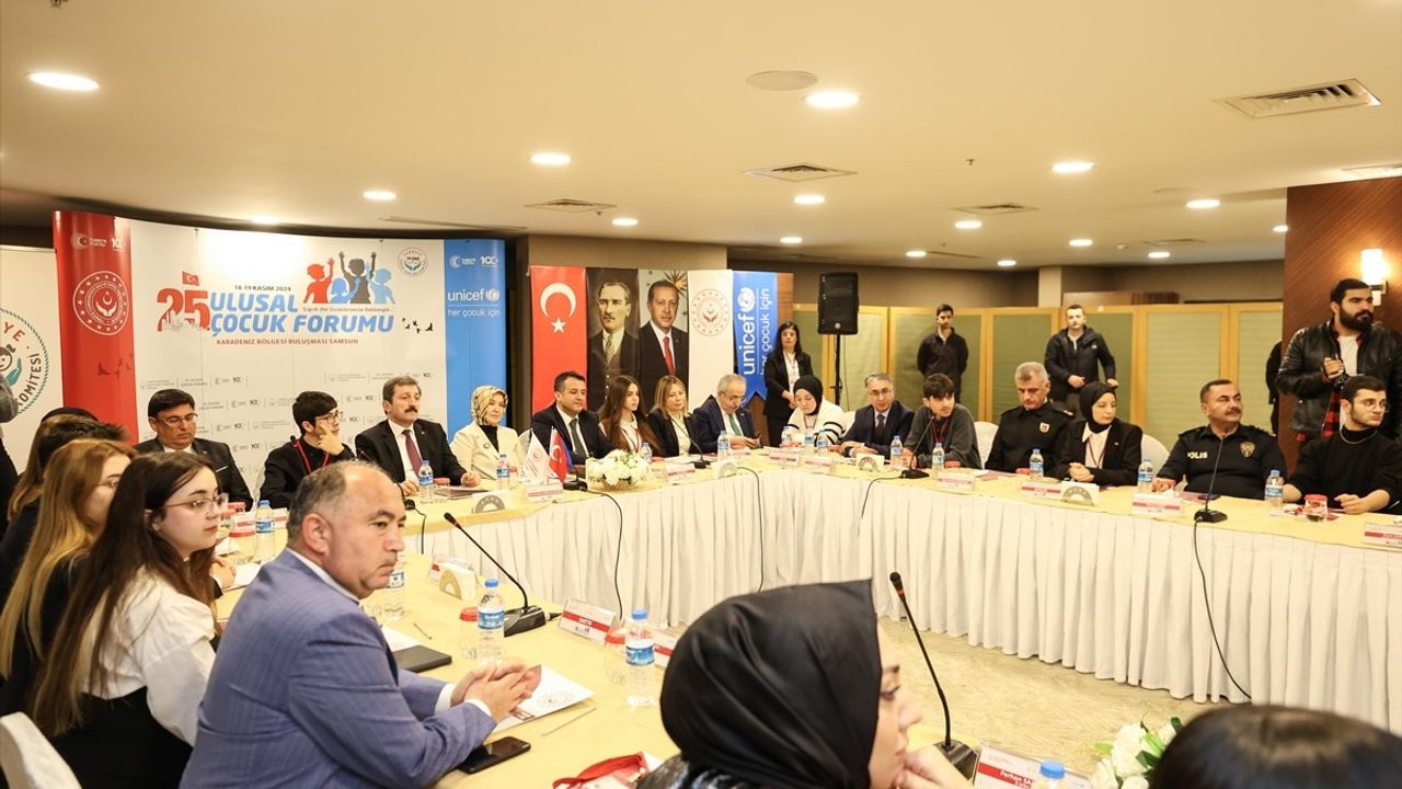 Samsun'da 25. Ulusal Çocuk Forumu Başladı