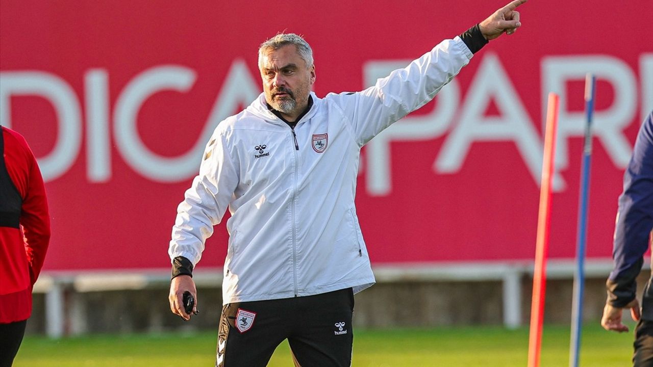 Samsunspor'un Tecrübeli Oyuncusu Soner Aydoğdu, Başarıya Odaklandı