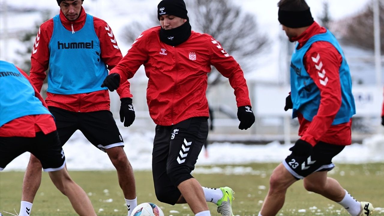 Sivasspor, Antalyaspor Maçına Hazırlıklarına Start Verdi