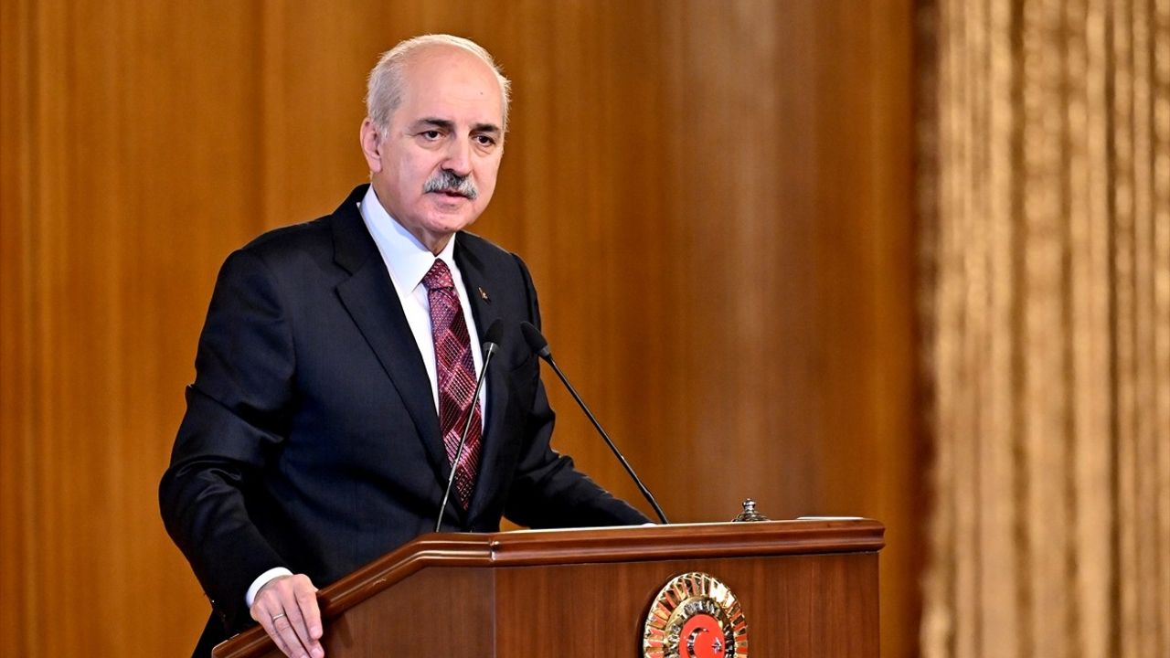 TBMM Başkanı Kurtulmuş, Öğretmenleri Ağırladı