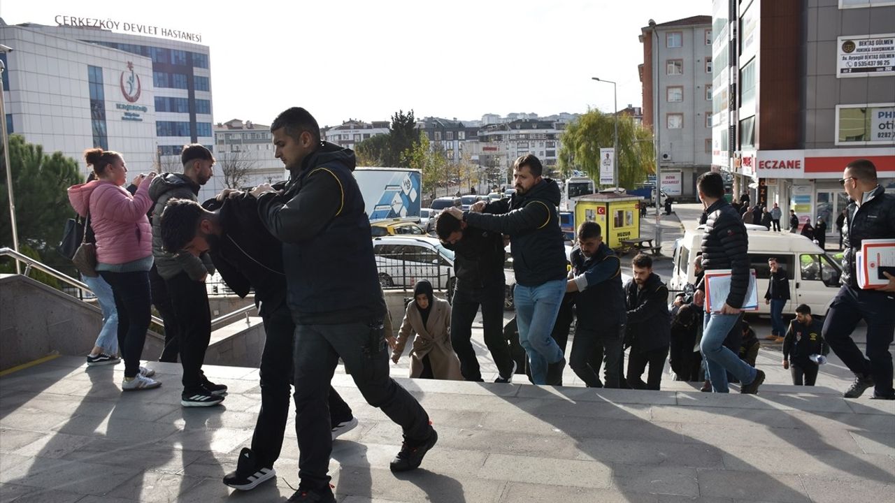 Tekirdağ'da Dolandırıcılık Operasyonu: 8 Şüpheli Gözaltında