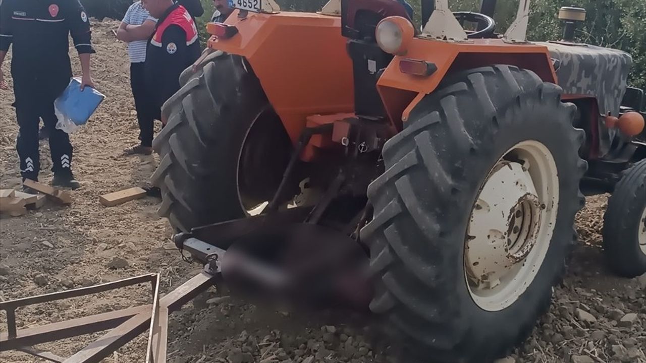 Traktör Kazasında Sürücü Hayatını Kaybetti