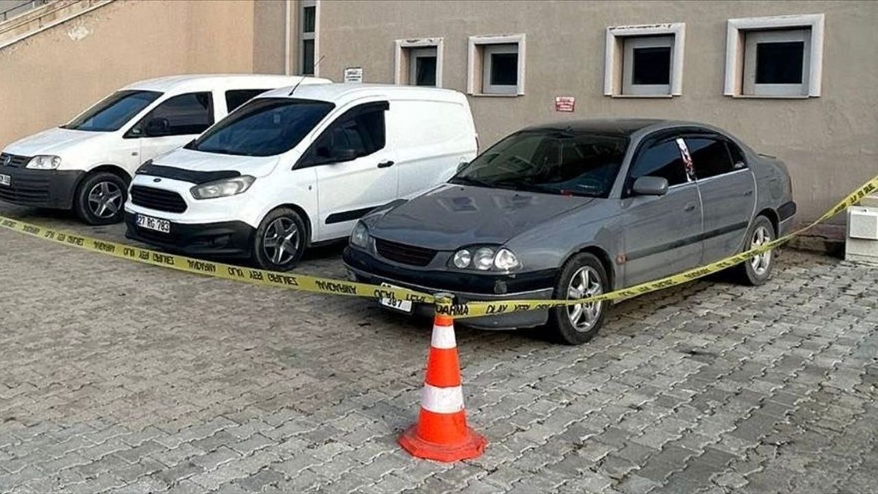 Van'da Göçmen Kaçakçılığı Operasyonu: 5 Zanlı Tutuklandı