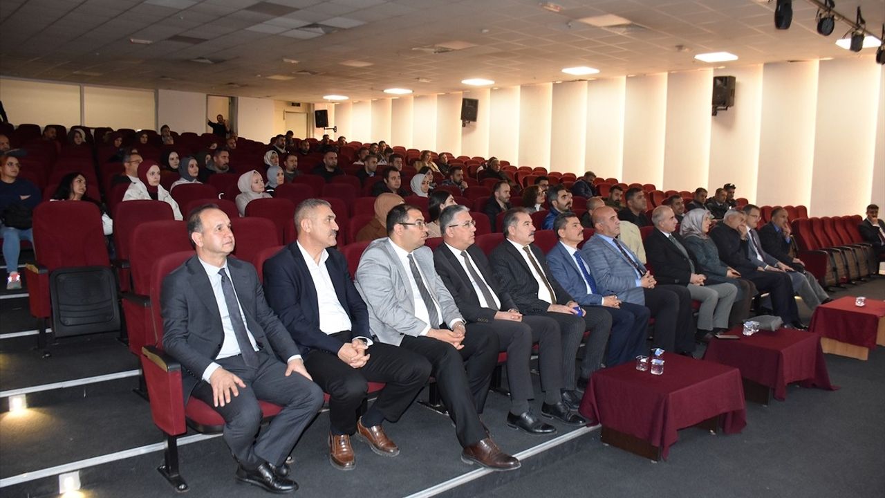 Van'da Öğretmen Akademileri Açıldı