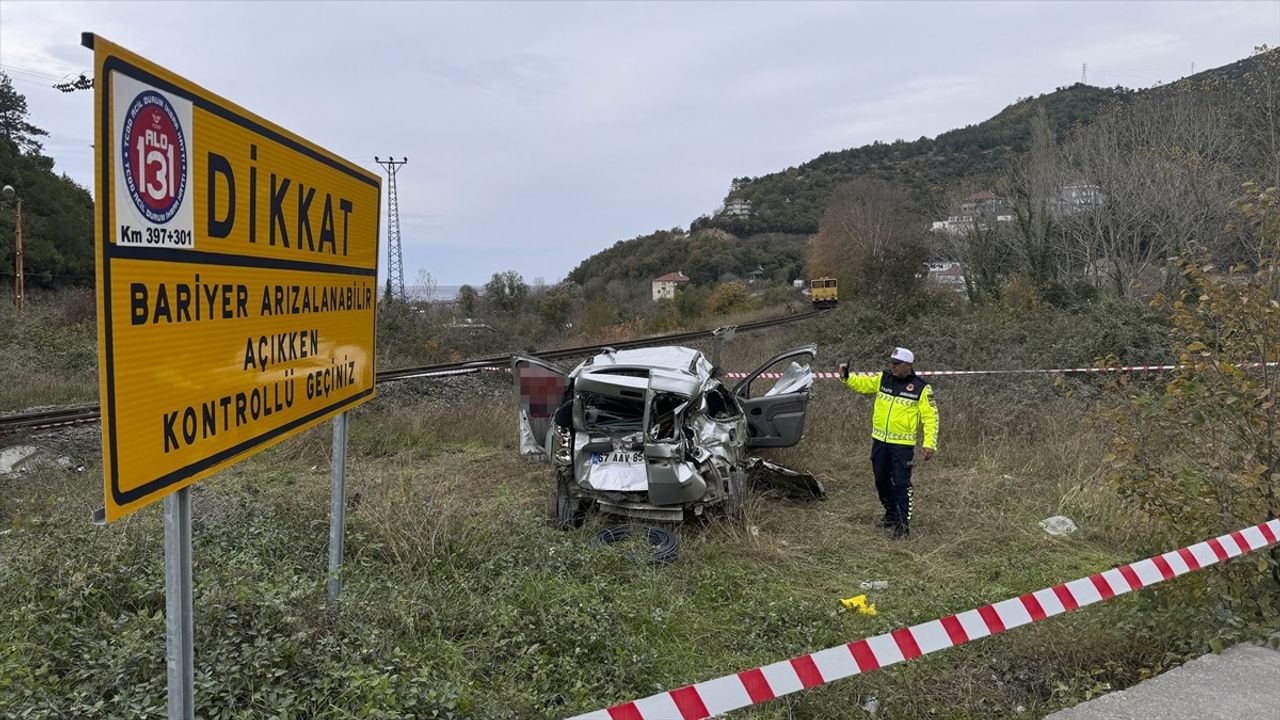 Zonguldak'ta Tren Kazasında Hayatını Kaybeden Çocuk Defnedildi