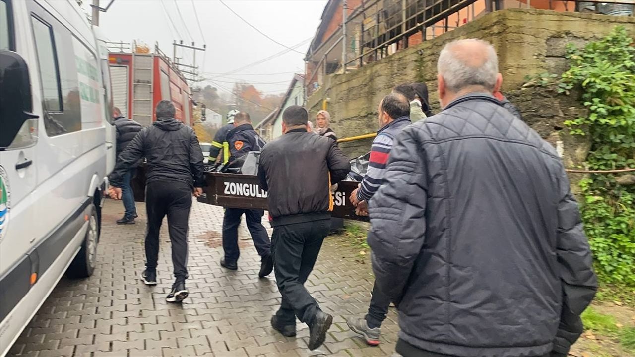 Zonguldak'ta Yangında Hayatını Kaybeden Yaşlı Adam