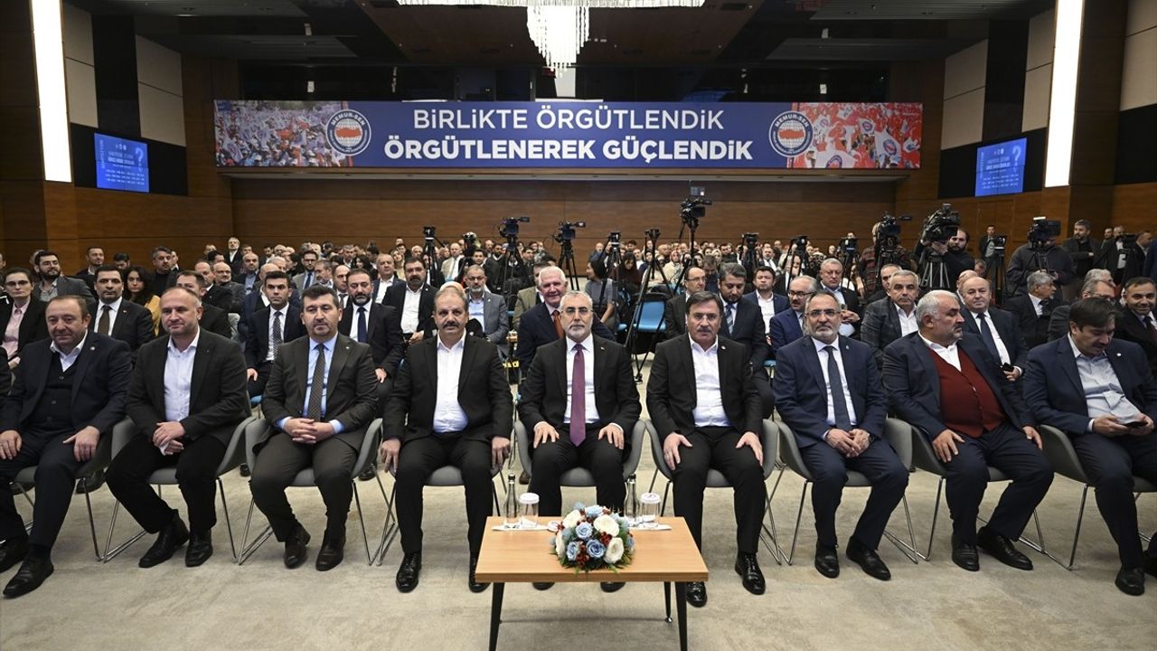 Kamu Personel Sisteminin Güncel Sorunları Üzerine Sempozyum